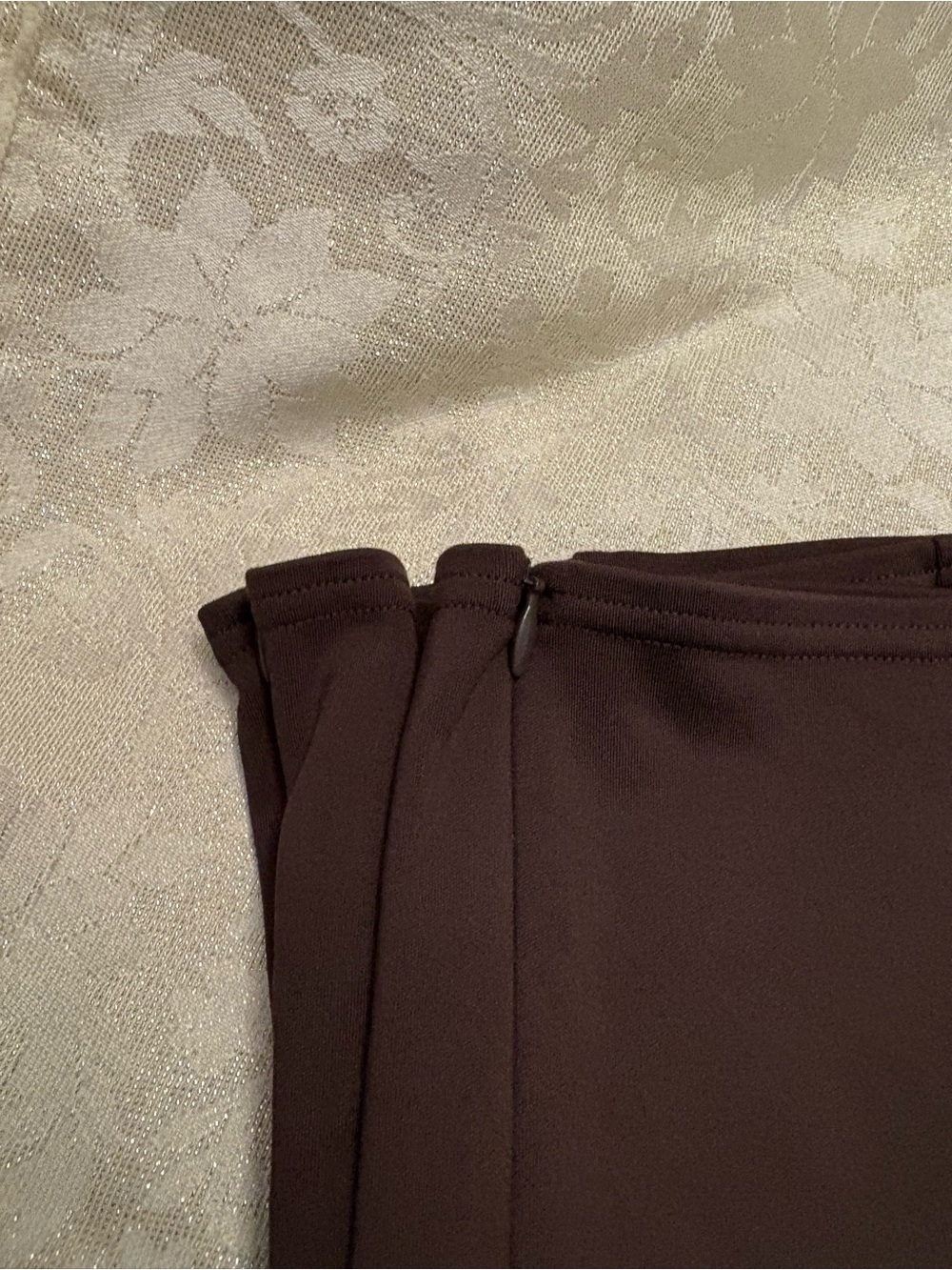 ALO Yoga Brown High-Rise Ponte Leggings - Picture 5 of 8